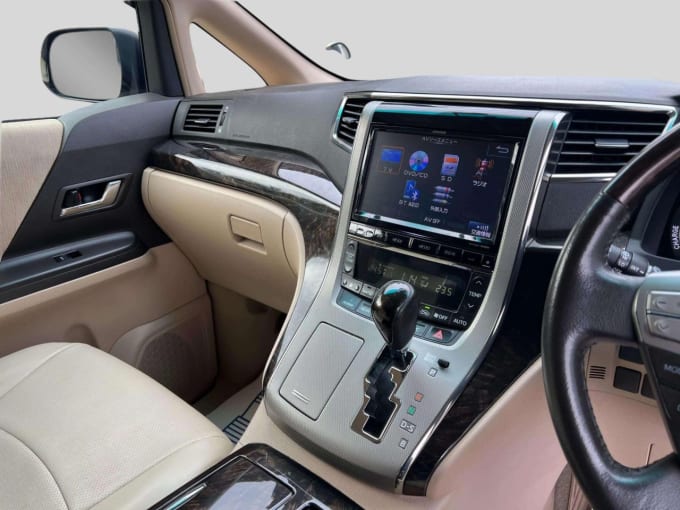 2025 Toyota Alphard
