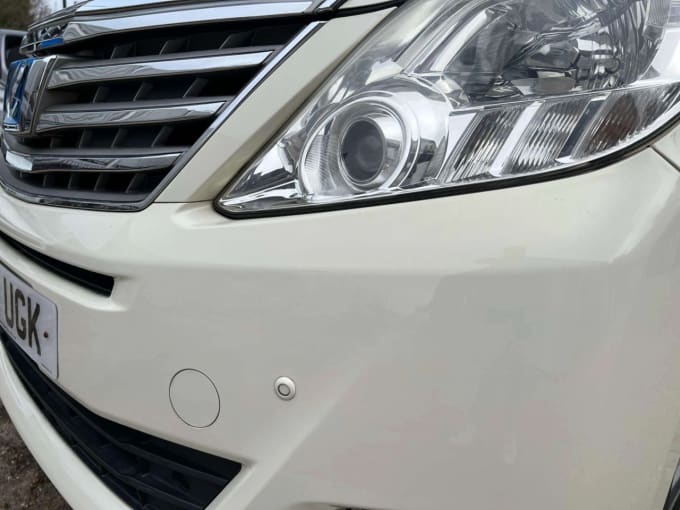 2025 Toyota Alphard