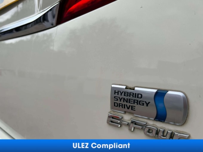 2025 Toyota Alphard