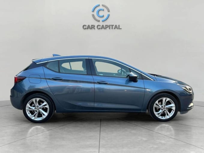 2025 Vauxhall Astra