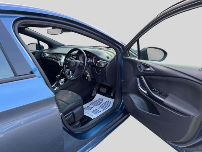 2025 Vauxhall Astra