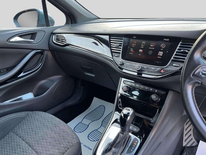2025 Vauxhall Astra