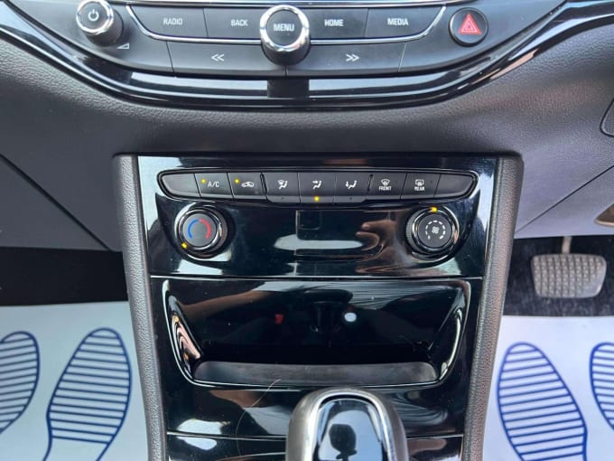 2025 Vauxhall Astra