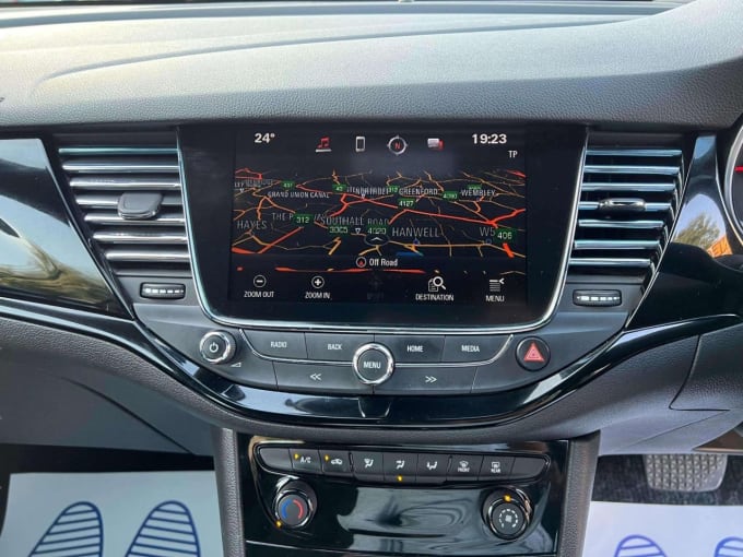 2025 Vauxhall Astra