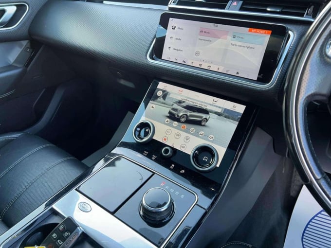 2025 Land Rover Range Rover Velar