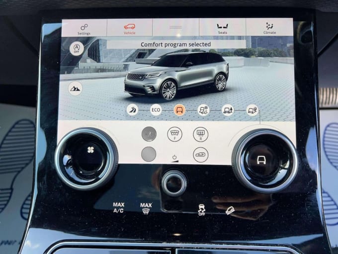 2025 Land Rover Range Rover Velar