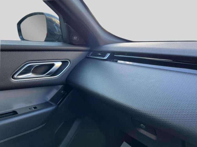 2025 Land Rover Range Rover Velar