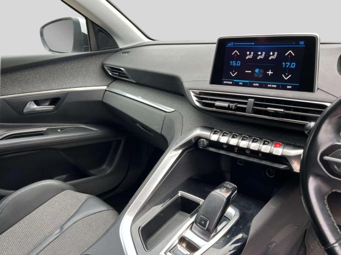 2025 Peugeot 3008