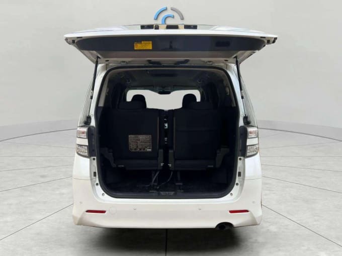 2025 Toyota Vellfire