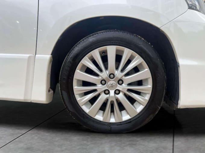 2025 Toyota Vellfire