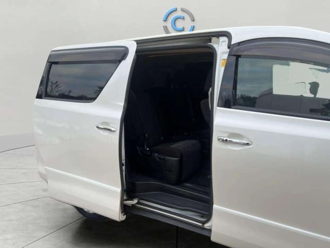 2025 Toyota Vellfire