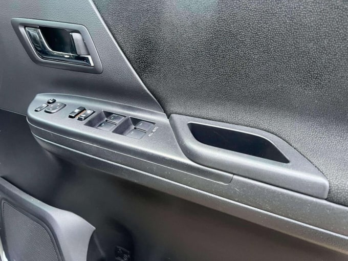 2025 Toyota Vellfire