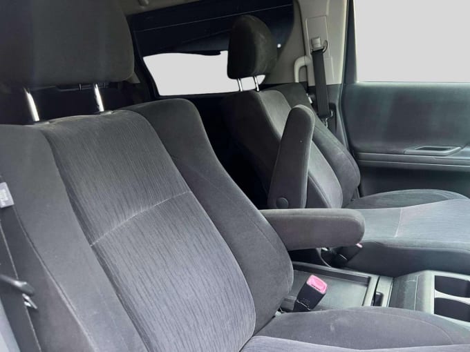 2025 Toyota Vellfire