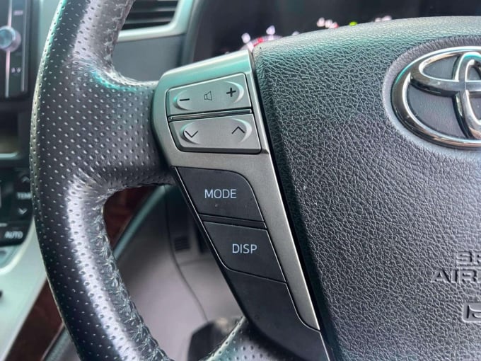 2025 Toyota Vellfire
