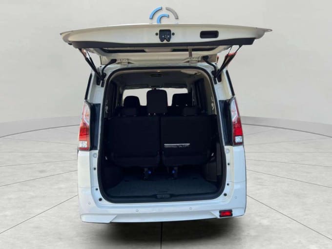 2025 Nissan Serena