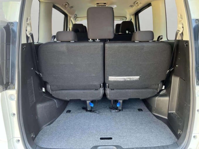 2025 Nissan Serena