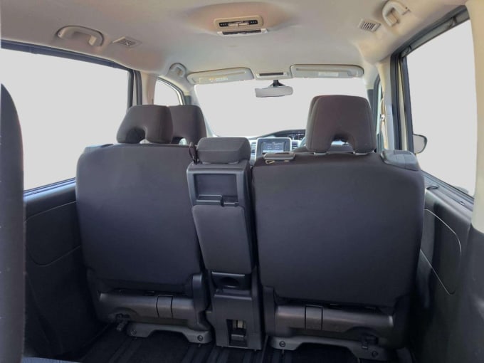 2025 Nissan Serena