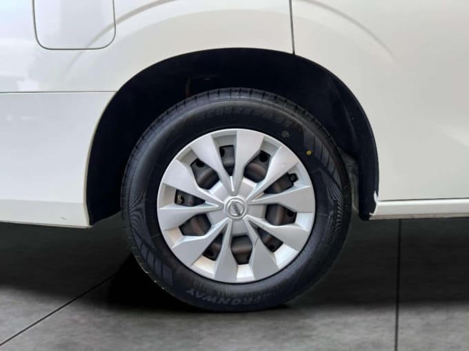 2025 Nissan Serena