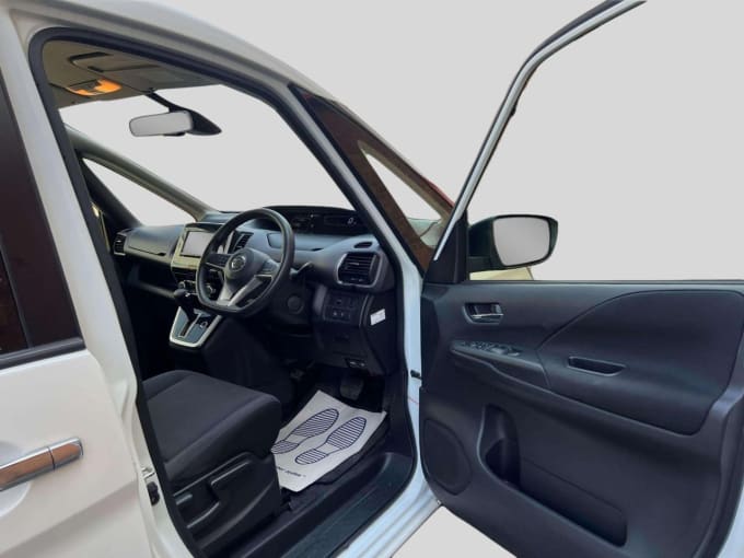 2025 Nissan Serena