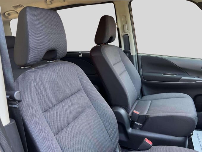 2025 Nissan Serena