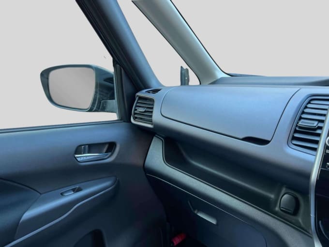 2025 Nissan Serena
