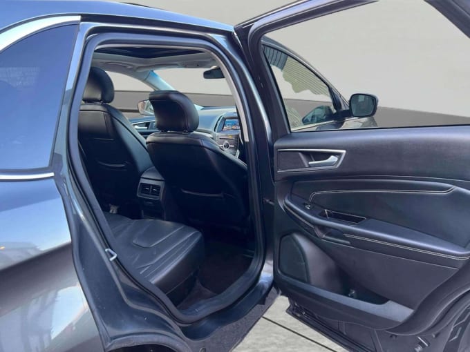 2025 Ford Edge