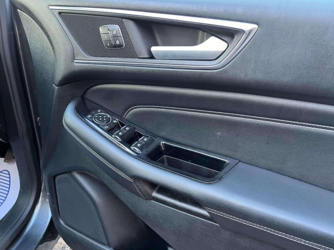 2025 Ford Edge