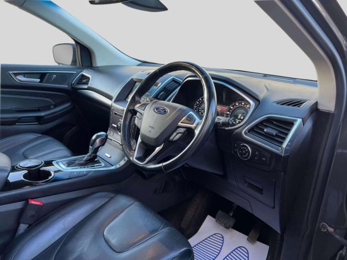 2025 Ford Edge