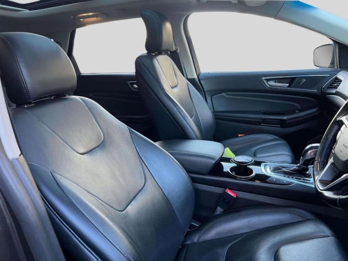 2025 Ford Edge