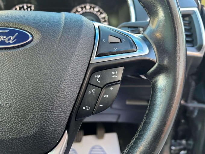 2025 Ford Edge