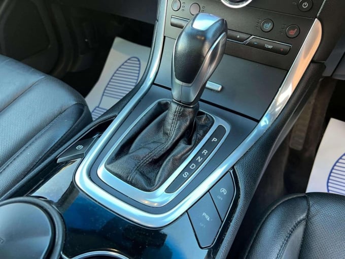 2025 Ford Edge