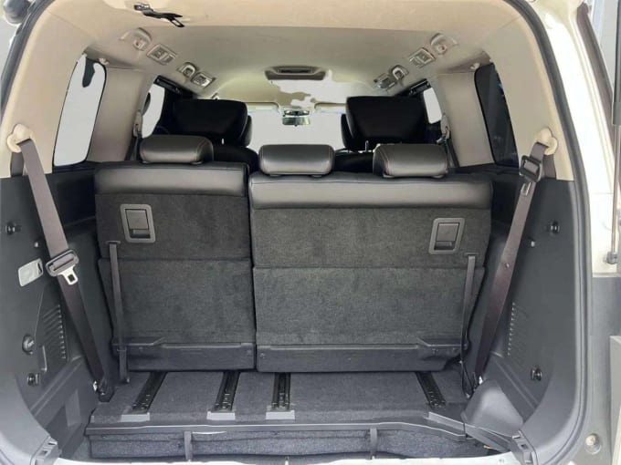 2025 Nissan Elgrand