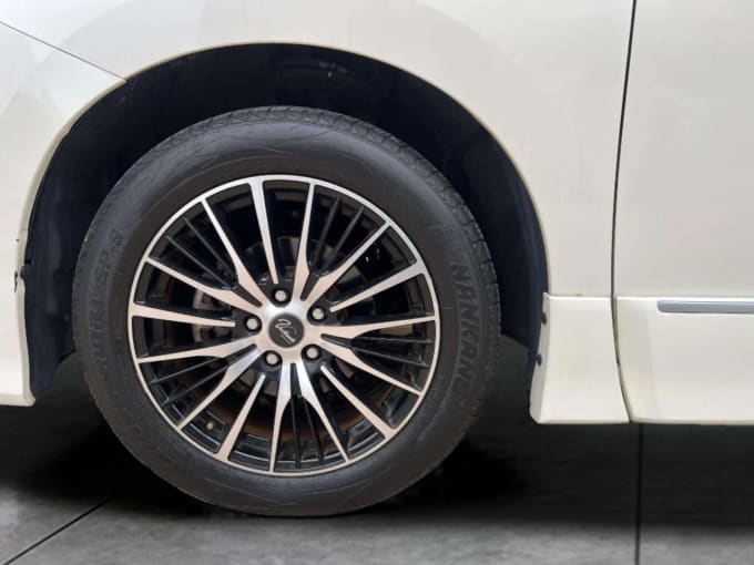 2025 Nissan Elgrand