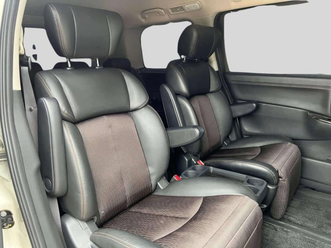 2025 Nissan Elgrand