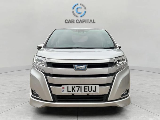 2025 Toyota Noah