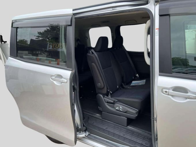 2025 Toyota Noah