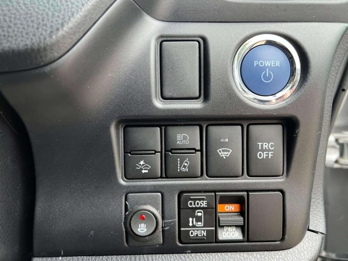 2025 Toyota Noah