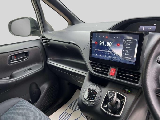 2025 Toyota Noah