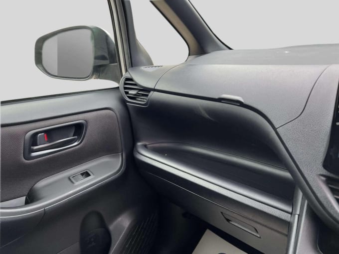 2025 Toyota Noah