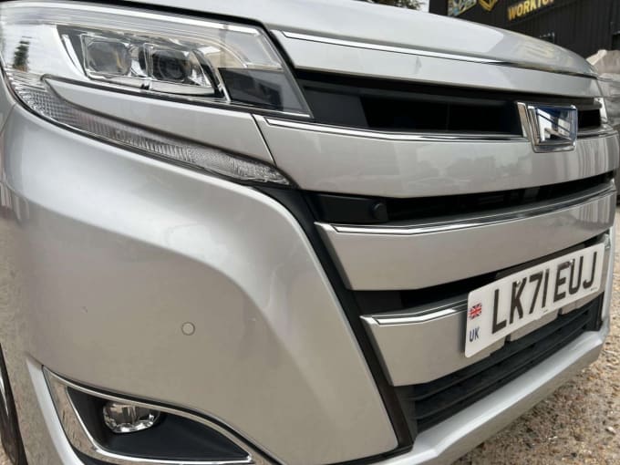 2025 Toyota Noah