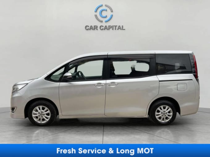 2025 Toyota Noah