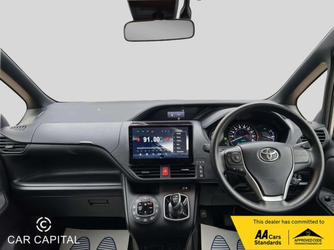 2025 Toyota Noah