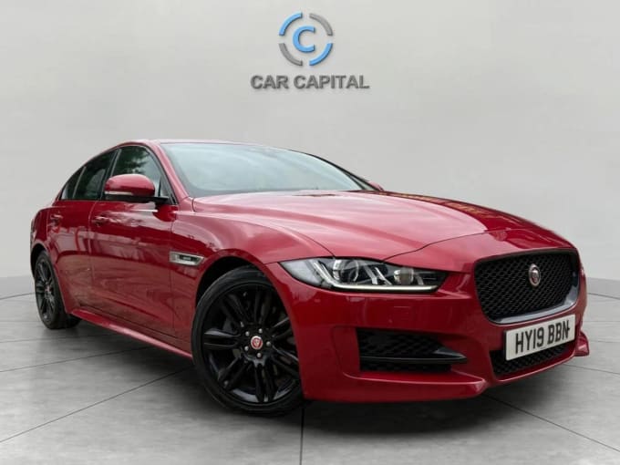 2025 Jaguar Xe
