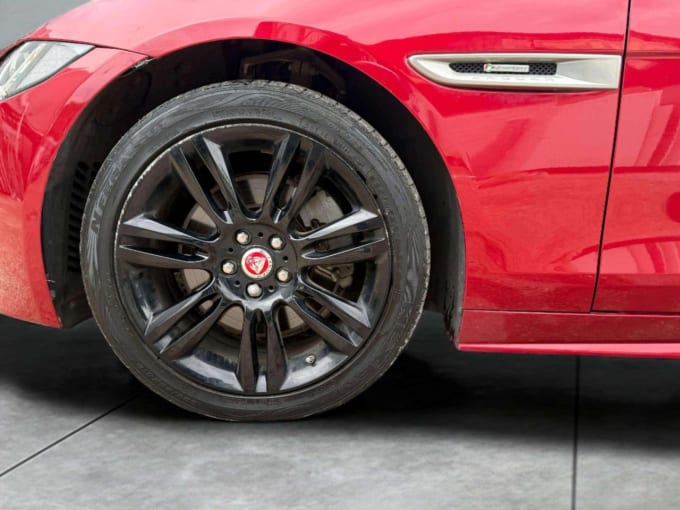 2025 Jaguar Xe