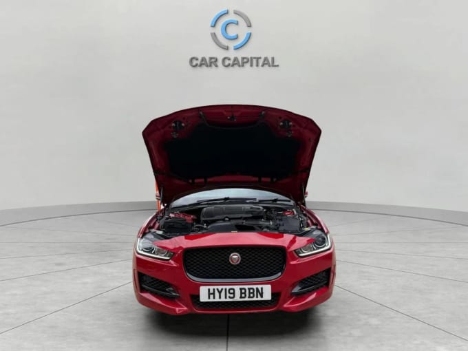 2025 Jaguar Xe