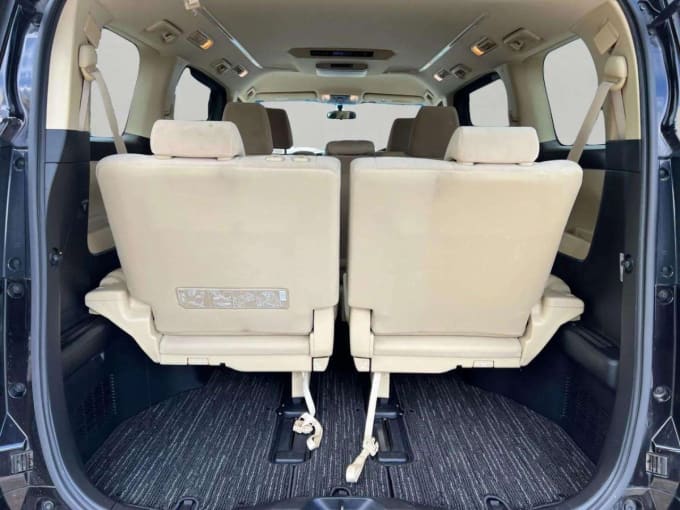 2025 Toyota Vellfire