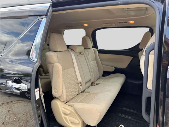 2025 Toyota Vellfire