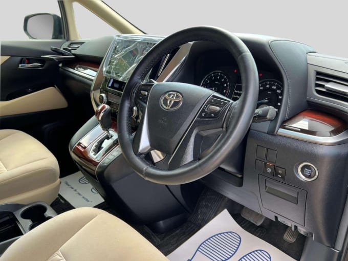 2025 Toyota Vellfire