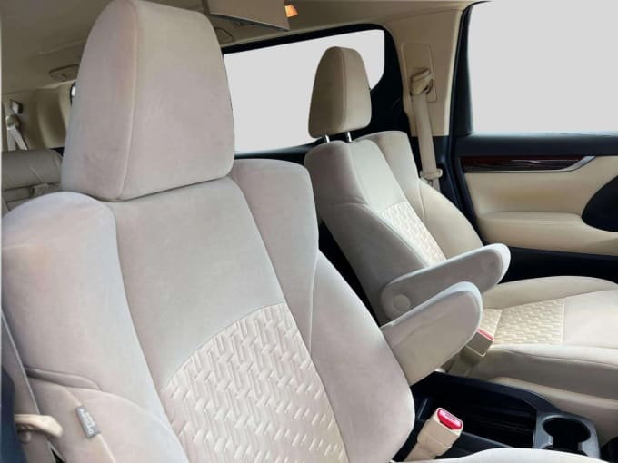 2025 Toyota Vellfire