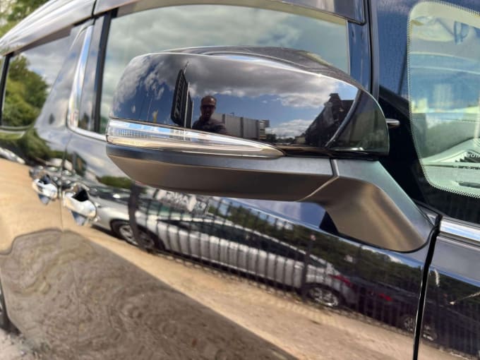 2025 Toyota Vellfire